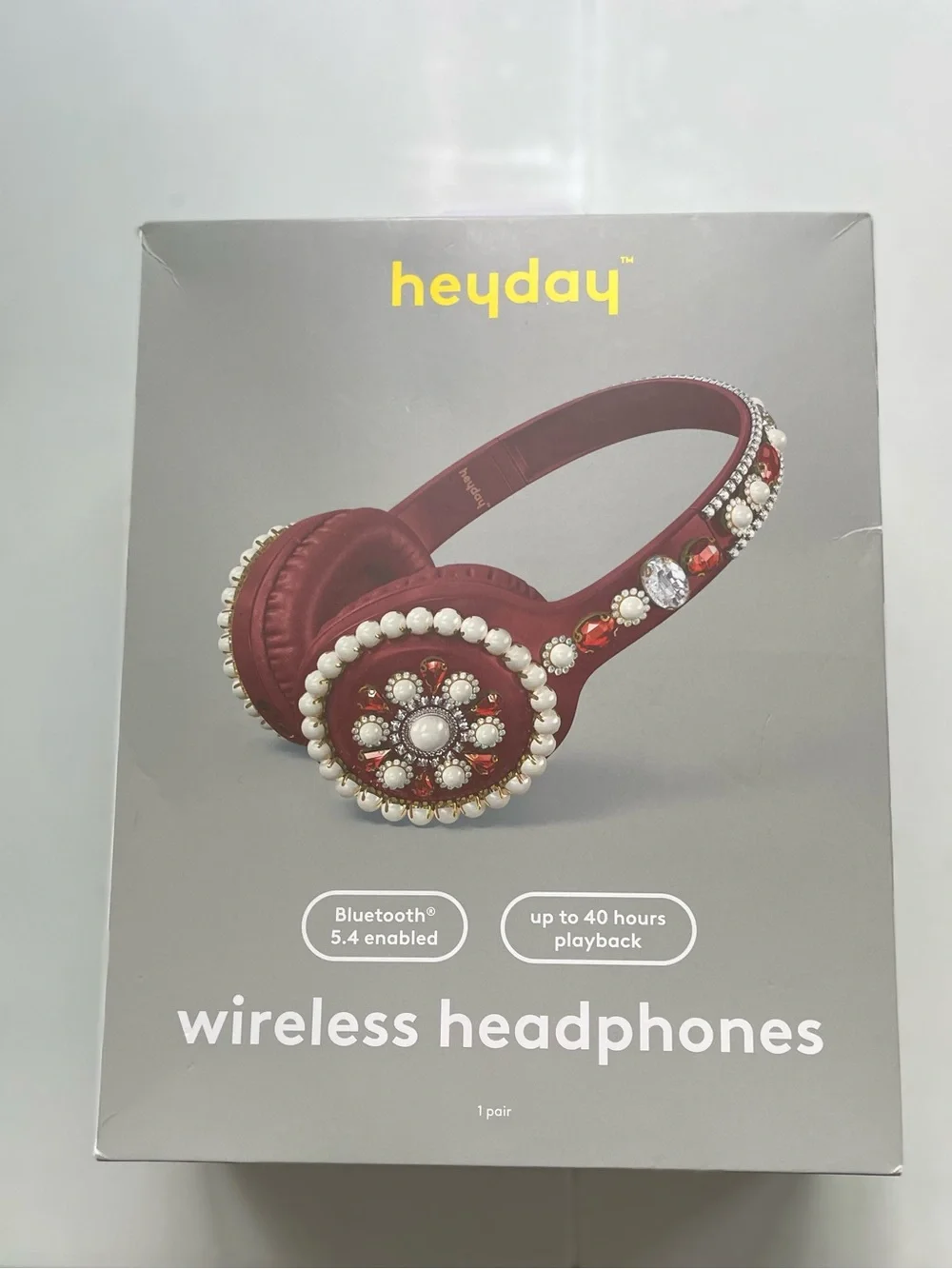 heyday Wireless Headphones in Red with Decorative Pearls